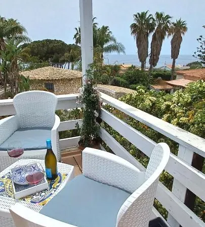 Apartment Appartamentino In A 2 Passi Dal Mare